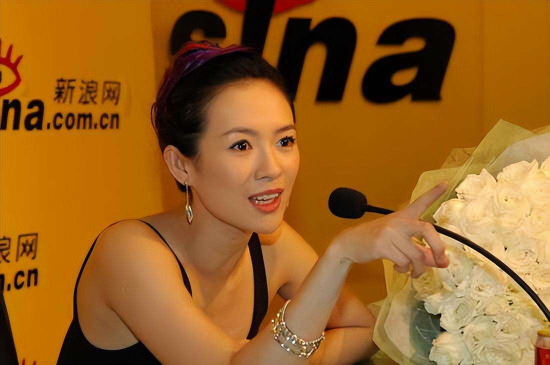 与汪峰离婚不到一年,章子怡的新电影出片,引发争议不断