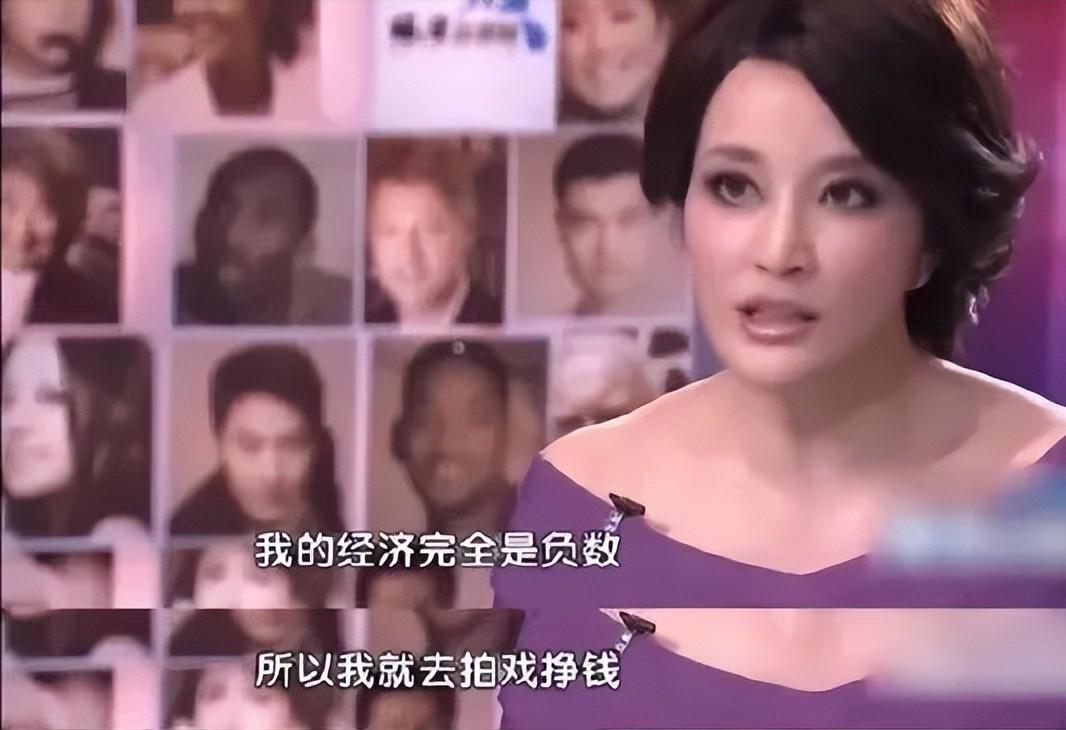 74岁刘晓庆登上纽约报纸!被高度评价、获联合国颁奖,终等到这天
