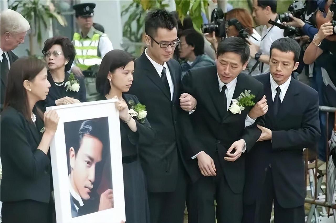 尘封40年,张国荣婚纱照首曝光:“已经嫁过,不用再嫁了”