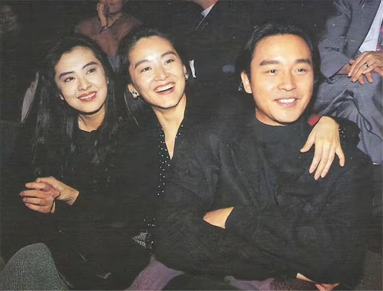 尘封40年,张国荣婚纱照首曝光:“已经嫁过,不用再嫁了”