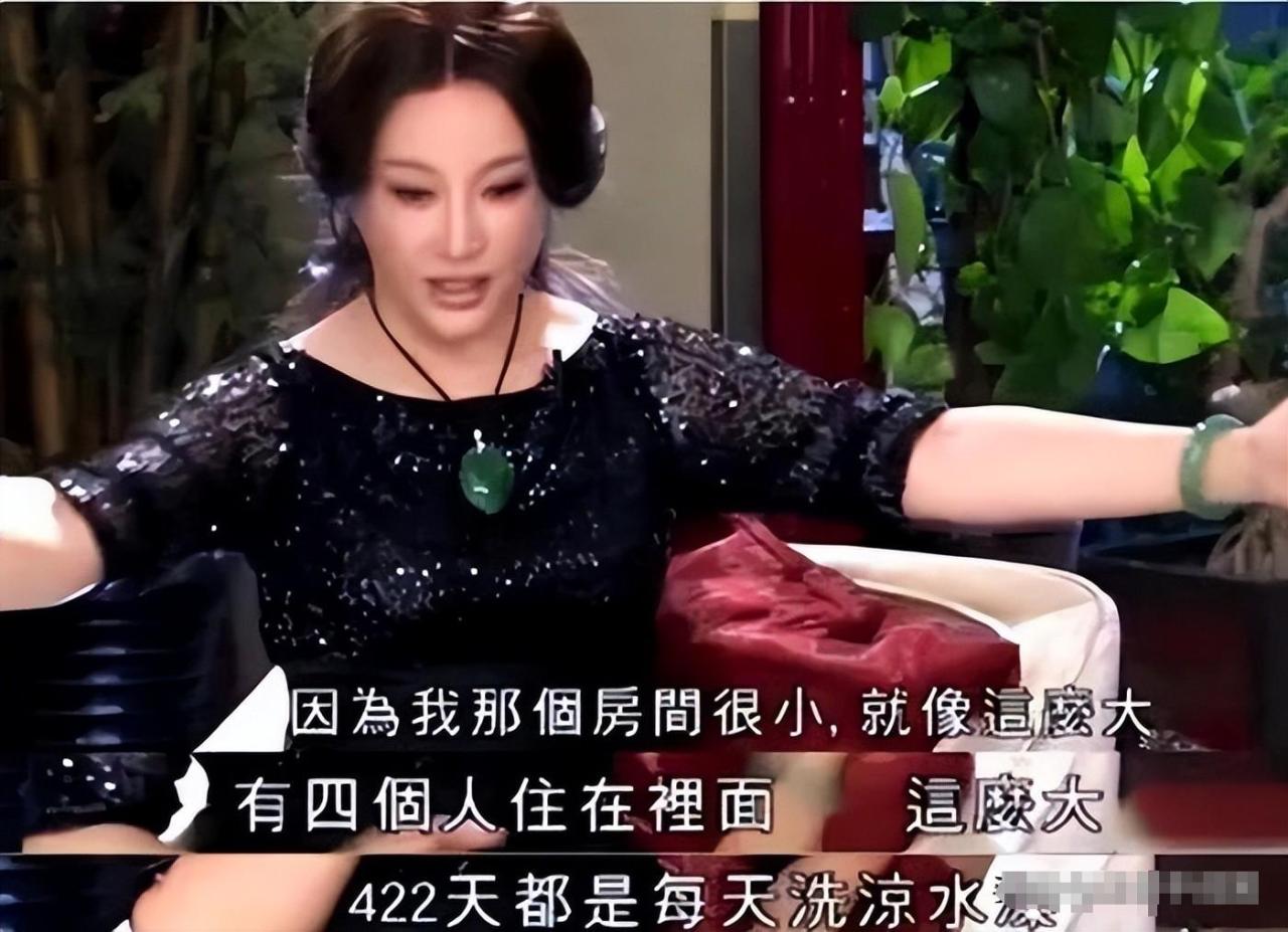 74岁刘晓庆登上纽约报纸!被高度评价、获联合国颁奖,终等到这天