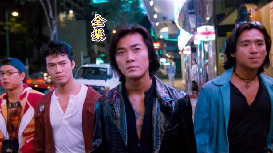 58岁郑伊健低调坐经济舱,老人味十足,素颜出镜脸上皱纹密布
