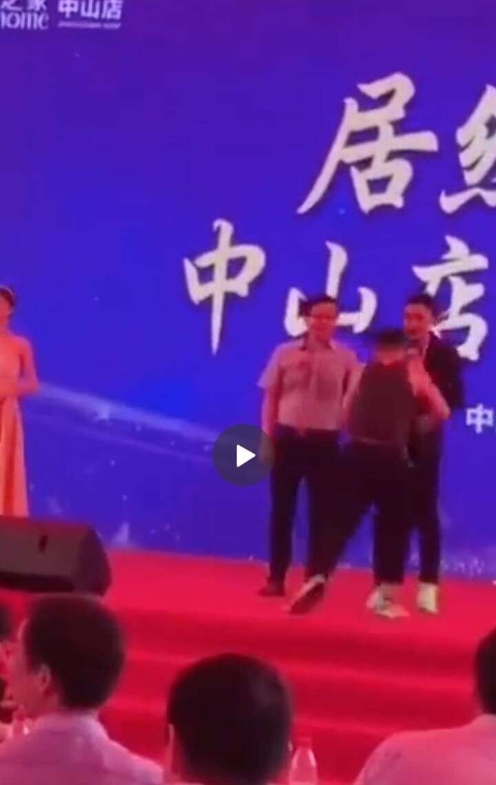 血腥!任达华被捅5刀,重伤就医!刘德华都曾被他罩着,无人敢动