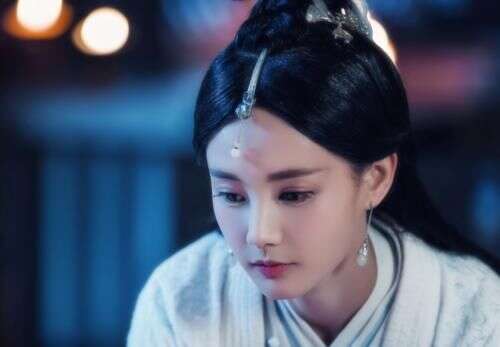 李现新剧官宣,搭档29岁甜美小花