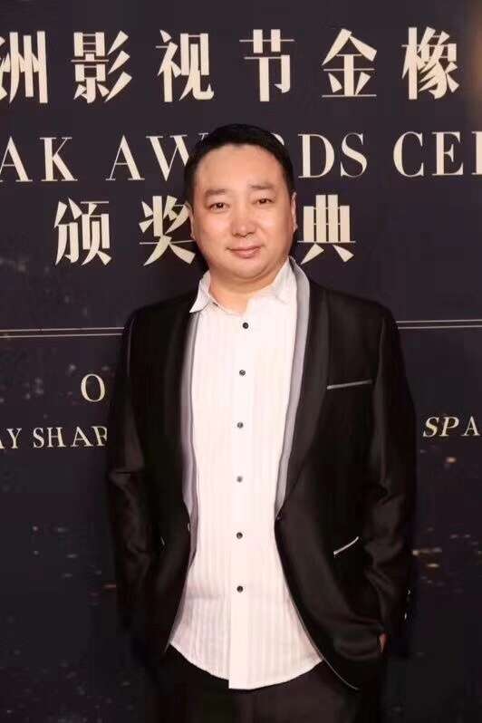 导演刘礴荣膺2018美国亚洲影视节金橡树奖金牌导演