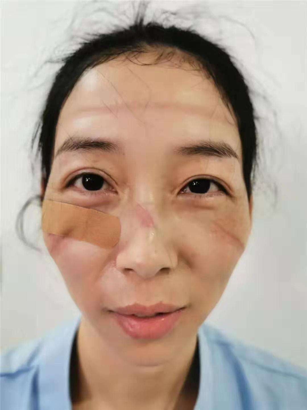 哪有什么岁月静好,不过是有人替你负重前行