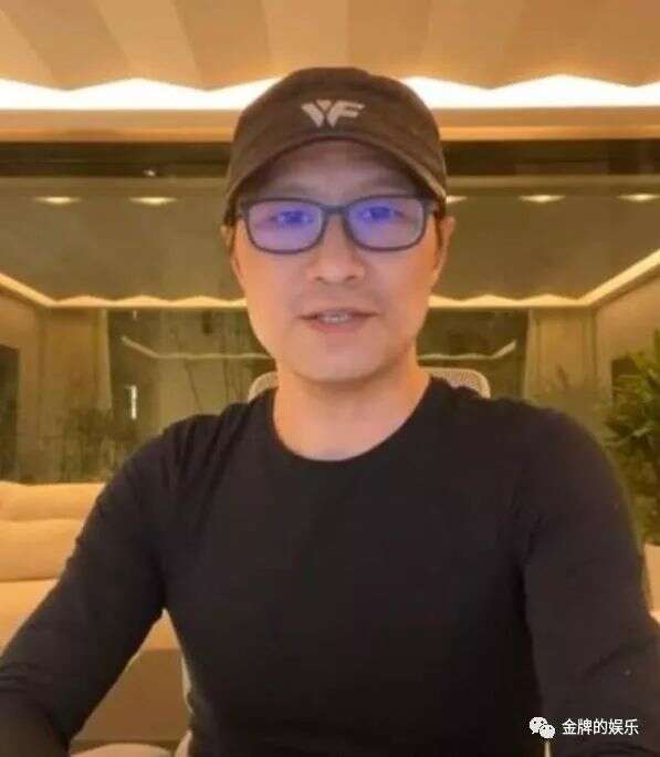 章子怡再度出手!捐了钱之后再捐救护车