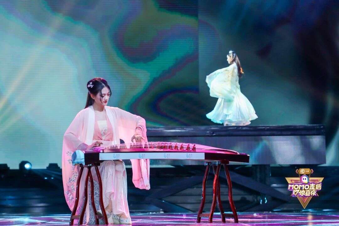 陌陌直播17惊喜夜燃爆南京 直播造星全面升级