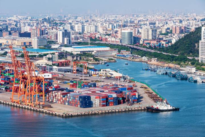 海南封关后首个元旦:琼州海峡迎“开门红”,新能源车过海告别“一位难求”?