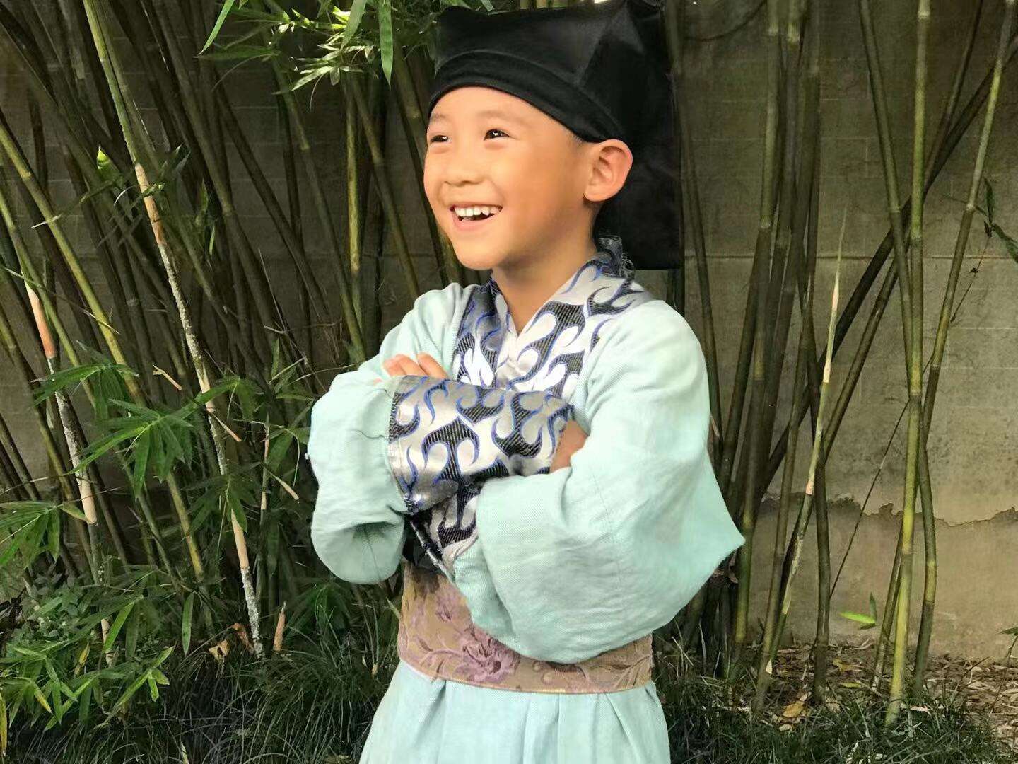 小演员冯健倍主演百集系列小戏骨微电影《木兰从军》