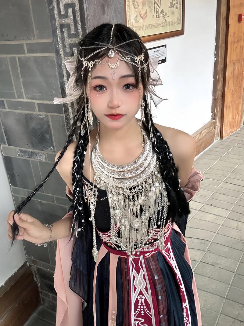 最新热门音乐资源包-网络精选流行车载歌曲下载-抖音热歌榜2025最好听的歌