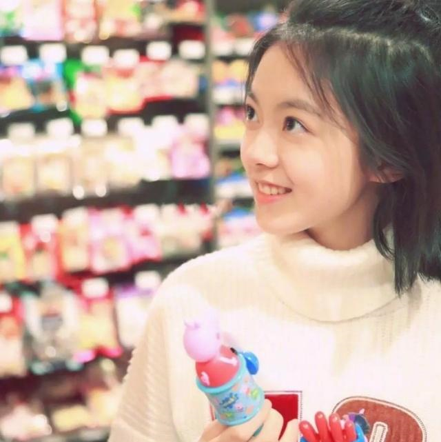 童星文淇14岁获影后,张子枫演技炸裂,00后小花们已经开始冒头了!